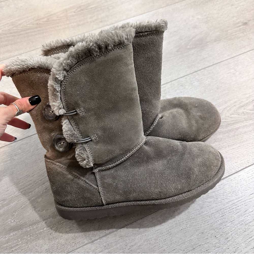 Fuzzy Boots